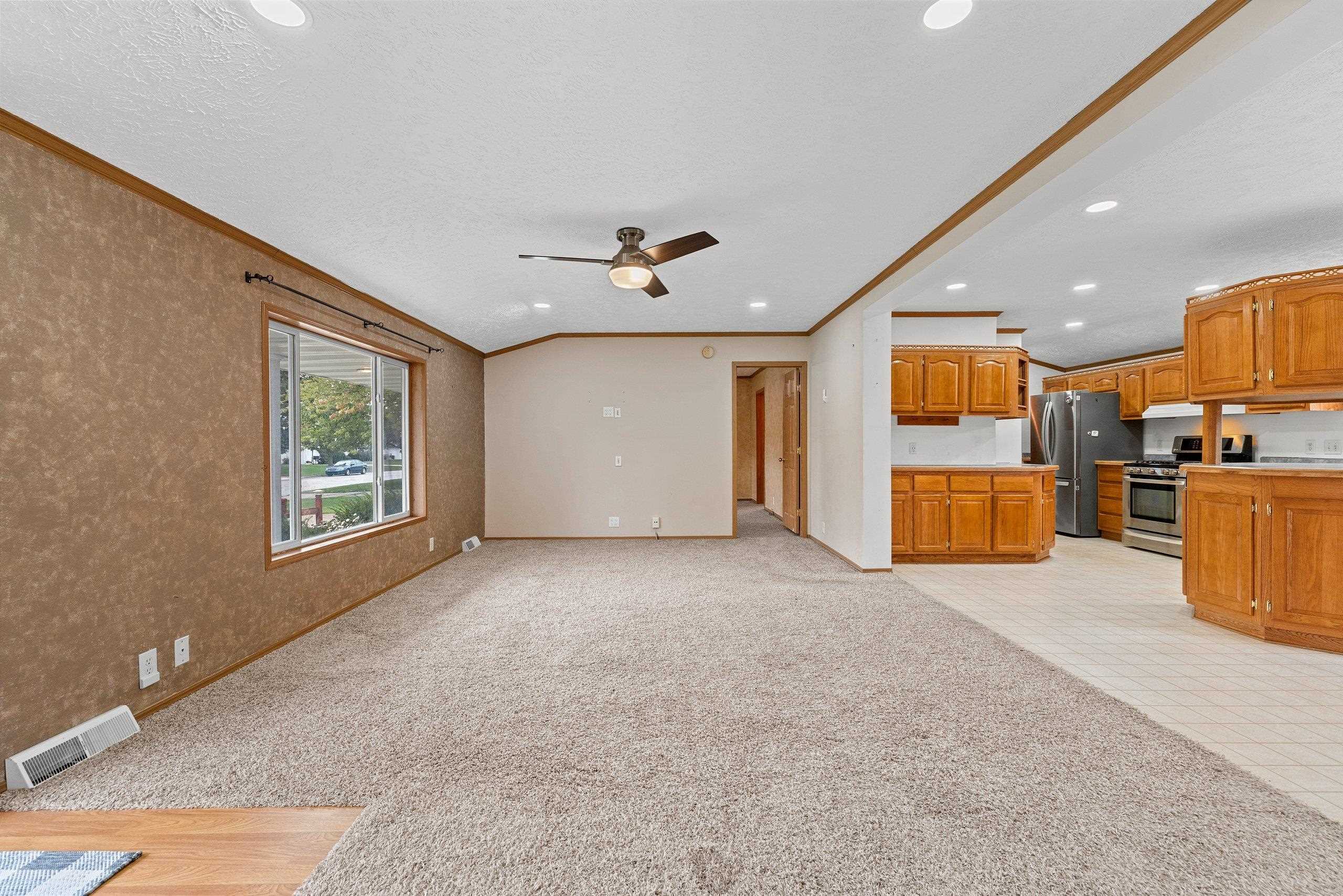 2775 CONESTA Drive