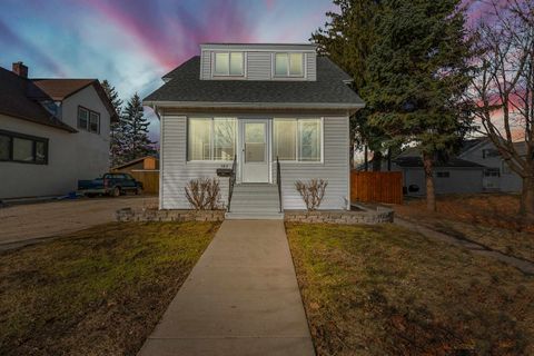 183 E MCWILLIAMS Street FOND DU LAC WI 54935