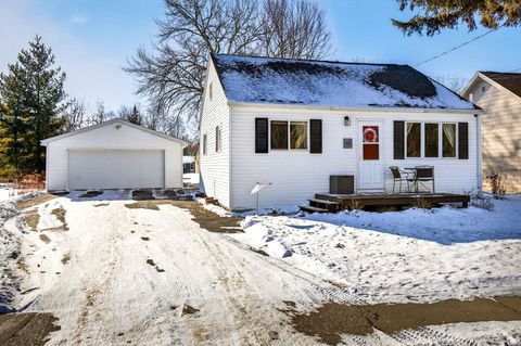 1221 HILLCREST Drive KAUKAUNA WI 54130