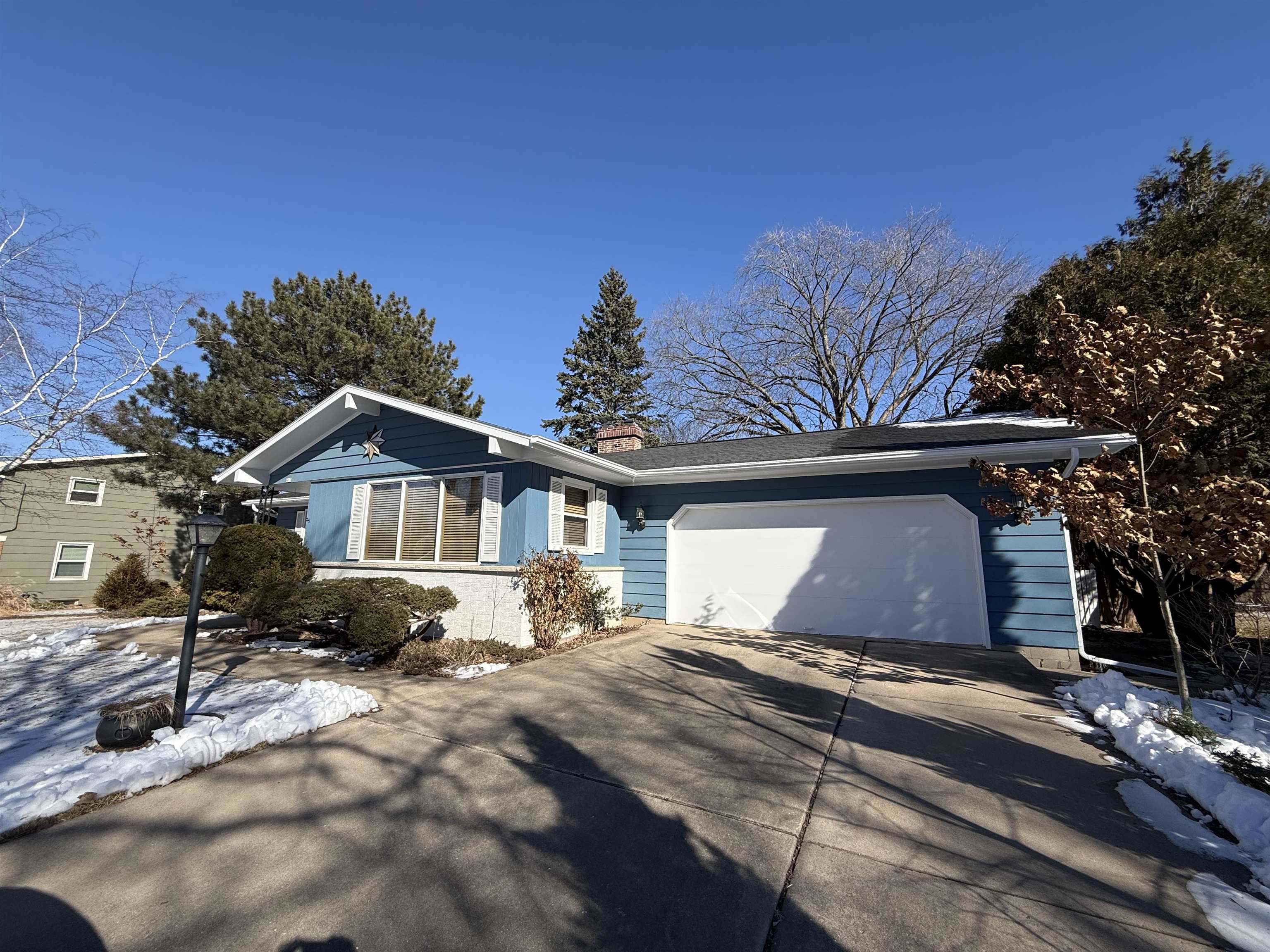 612 S WESTFIELD Street