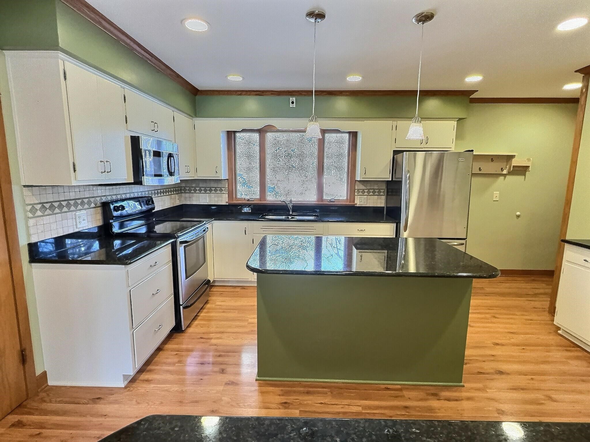 612 S WESTFIELD Street