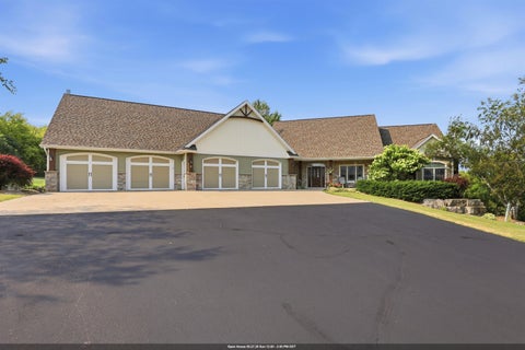 Photo of W7575 SCHUELER Lane, SHIOCTON, WI 54170 (MLS # 50333010)