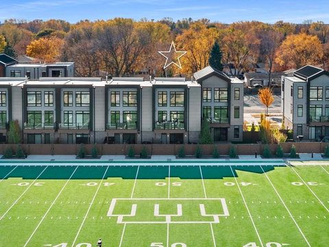 Photo of 1108 BROOKWOOD Drive, GREEN BAY, WI 54304 (MLS # 50318413)