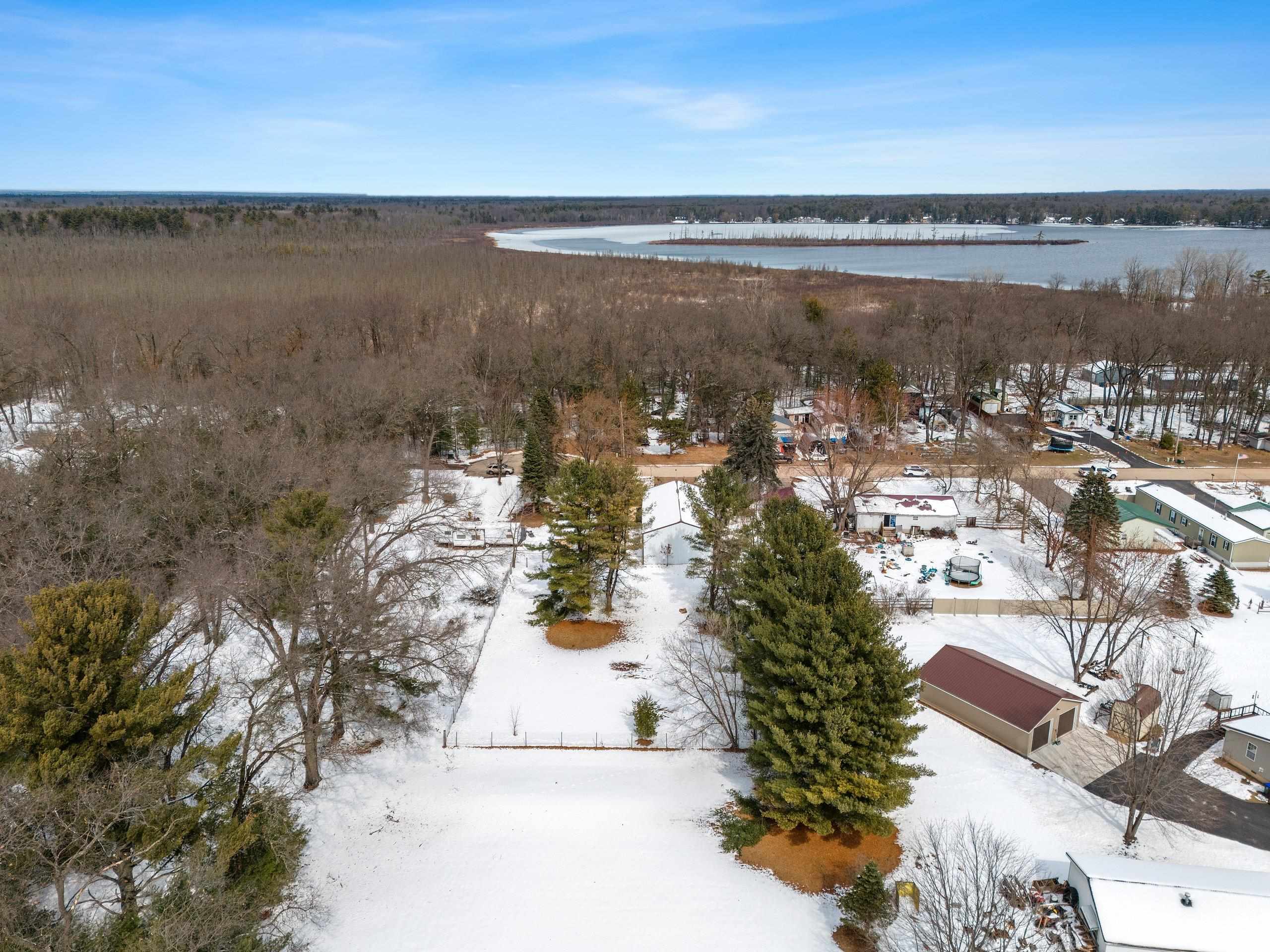 Shawano, Wisconsin 54166, United States, 3 Bedrooms Bedrooms, ,1 BathroomBathrooms,Residential,Pending,94695