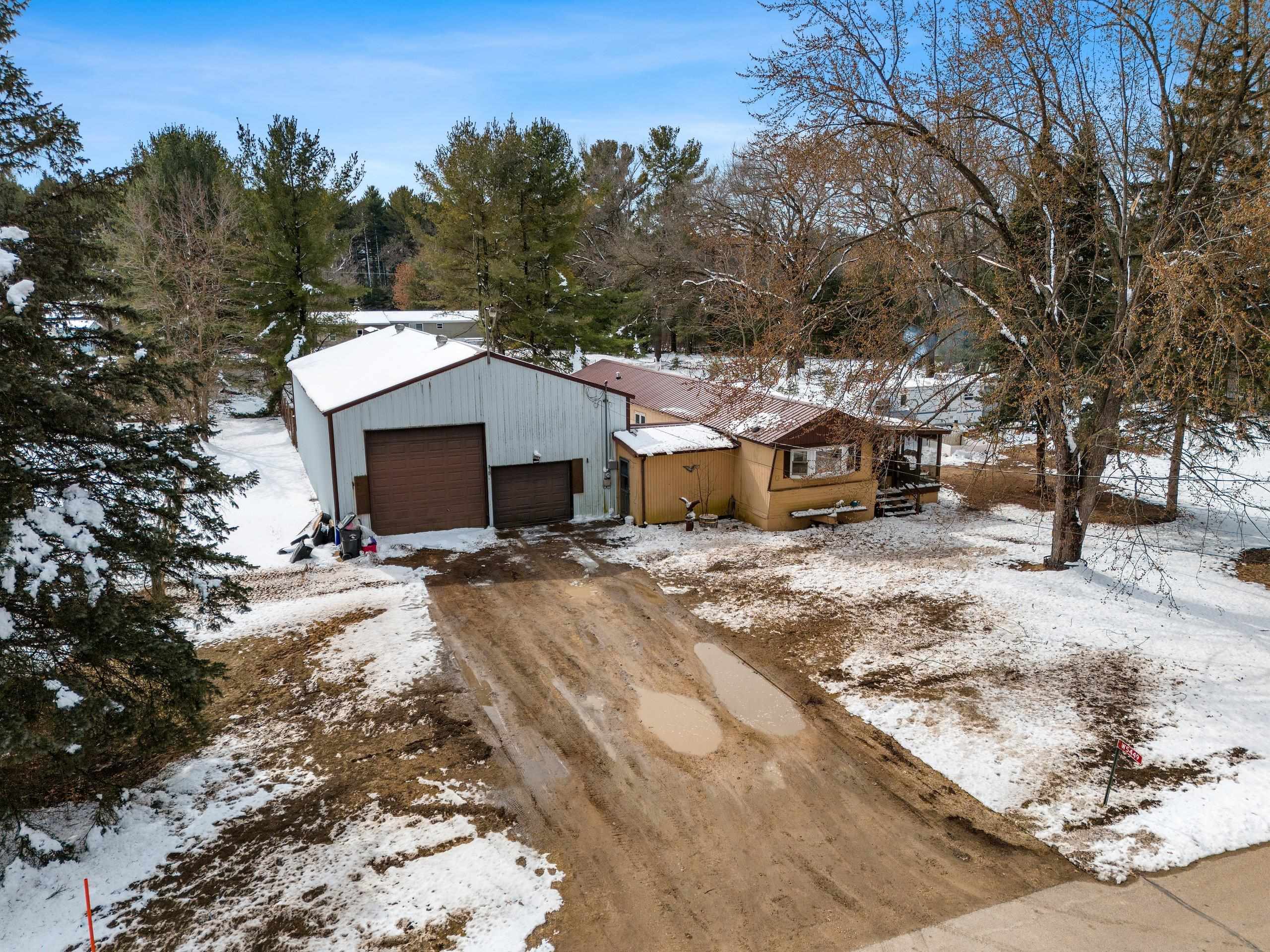 Shawano, Wisconsin 54166, United States, 3 Bedrooms Bedrooms, ,1 BathroomBathrooms,Residential,Pending,94695