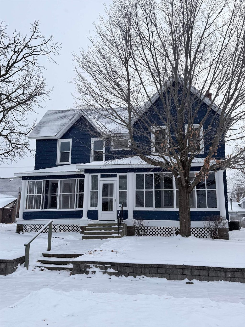 Photo of 1431 NEWBERRY Avenue, MARINETTE, WI 54143 (MLS # 50319126)