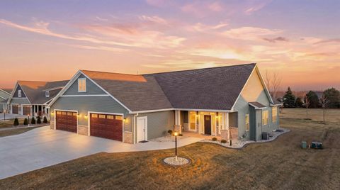 Photo of 1386 LIGHTHOUSE VILLAGE Road, FOND DU LAC, WI 54937 (MLS # 50296779)