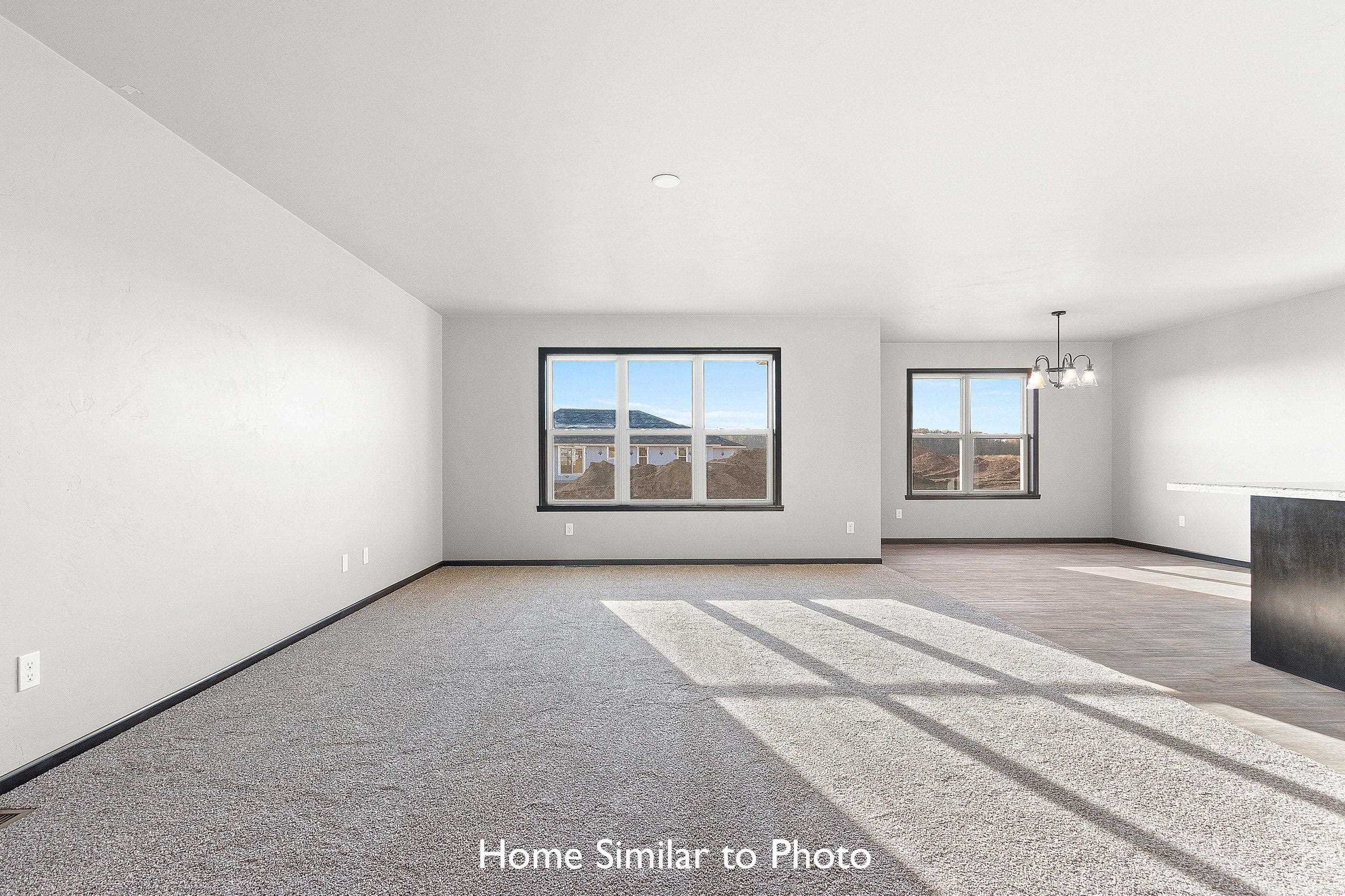 1724 BETTY JEAN Lane