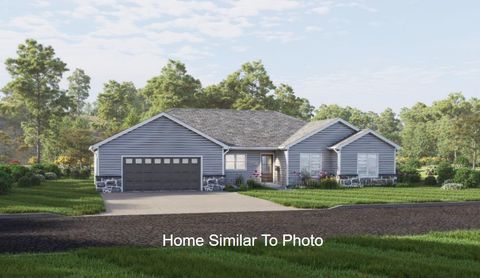 Photo of 1724 BETTY JEAN Lane, GREEN BAY, WI 54313 (MLS # 50323603)