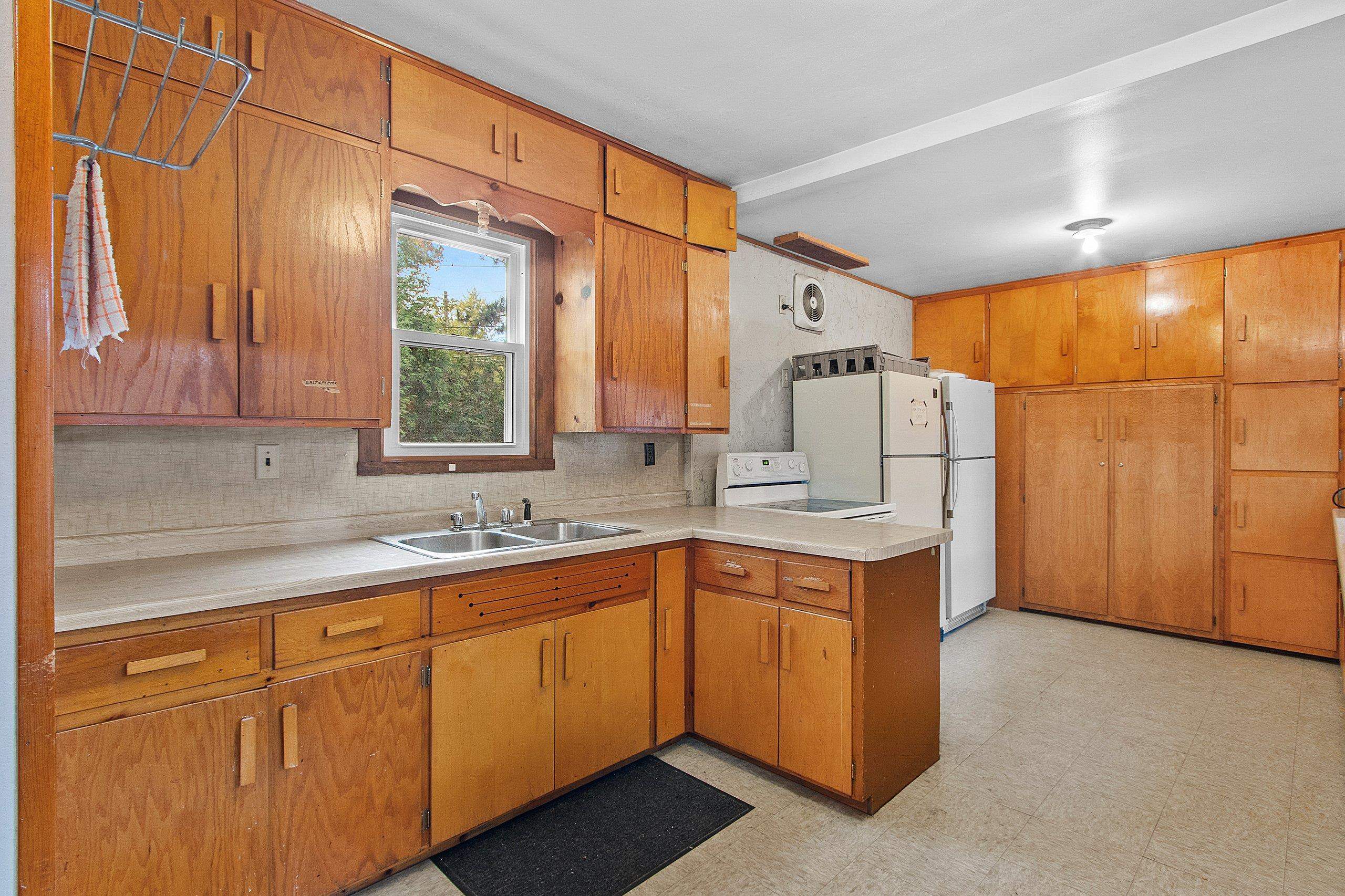 Shawano, Wisconsin 54166, United States, ,2 BathroomsBathrooms,Residential,Active,217725