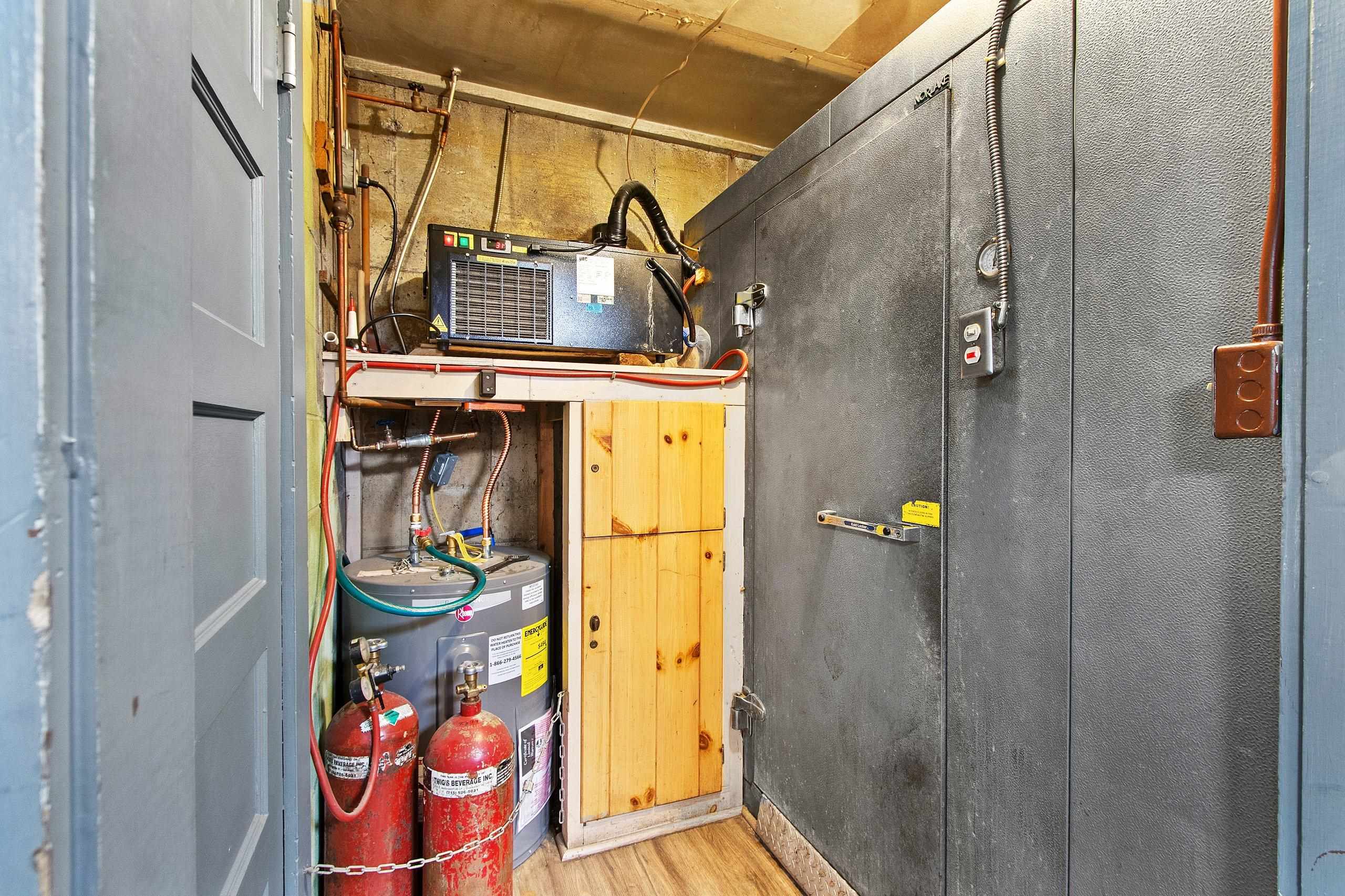 Shawano, Wisconsin 54166, United States, ,2 BathroomsBathrooms,Residential,Active,217725