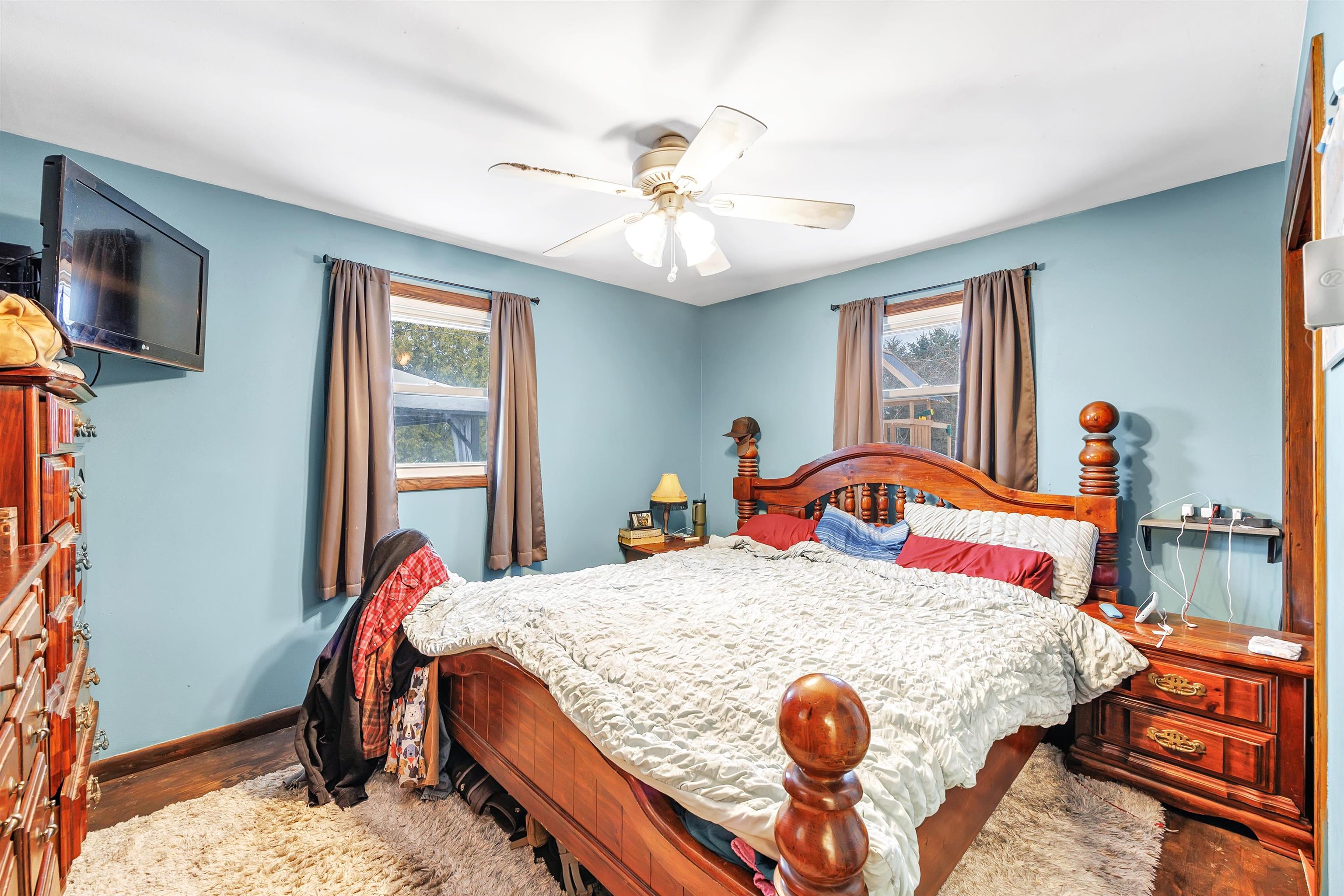 Manitowoc, Wisconsin 54220, United States, 3 Bedrooms Bedrooms, ,2 BathroomsBathrooms,Residential,Active,255497