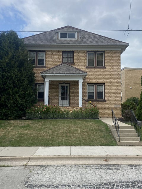 Photo of 214 JACKSON Street, BRILLION, WI 54110 (MLS # 50332981)