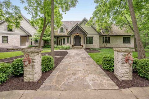 Photo of 3379 LOST DAUPHIN Road, DE PERE, WI 54115 (MLS # 50310369)