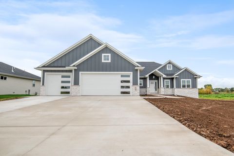 Photo of 278 KERRIGAN Drive, WRIGHTSTOWN, WI 54180 (MLS # 50322725)