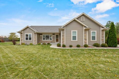 Photo of 9124 N BRANDYBROOK Trail, BROWN DEER, WI 53223 (MLS # 50318691)