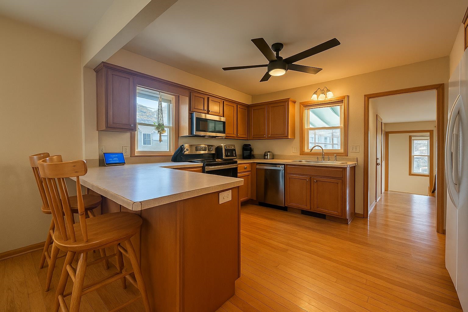 115 E GRISWOLD Street