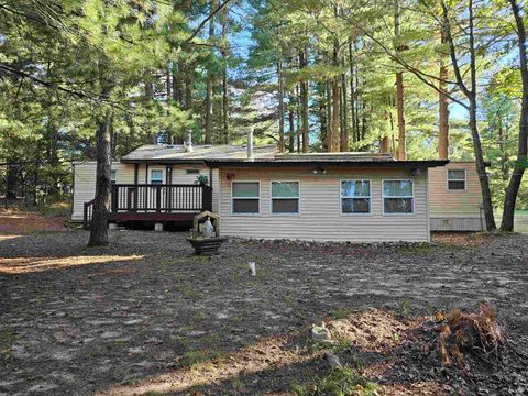 Photo of 9028 COUNTY ROAD N Rd, ALMOND, WI 54909 (MLS # 50312270)