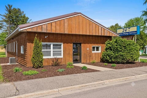 Photo of 537 CALDWELL Avenue, OCONTO FALLS, WI 54141 (MLS # 50330373)