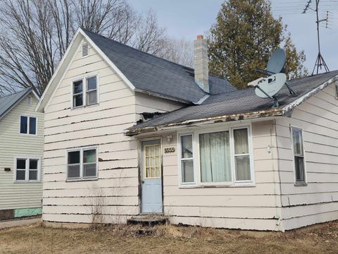 Photo of 5555 DOWNTOWN Lane, UNDERHILL, WI 54124 (MLS # 50321806)