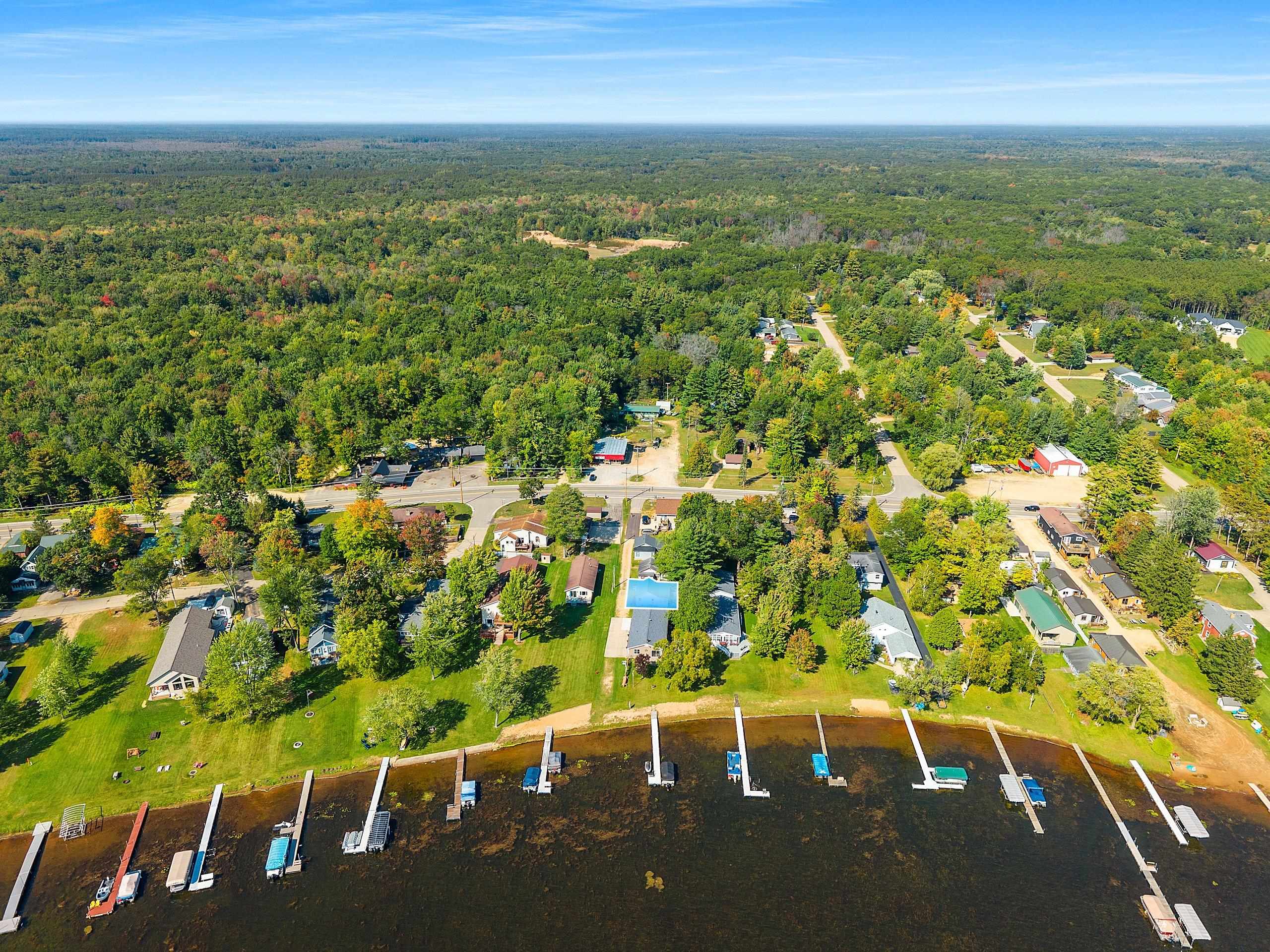 Shawano, Wisconsin 54166, United States, 2 Bedrooms Bedrooms, ,2 BathroomsBathrooms,Residential,Active,210997