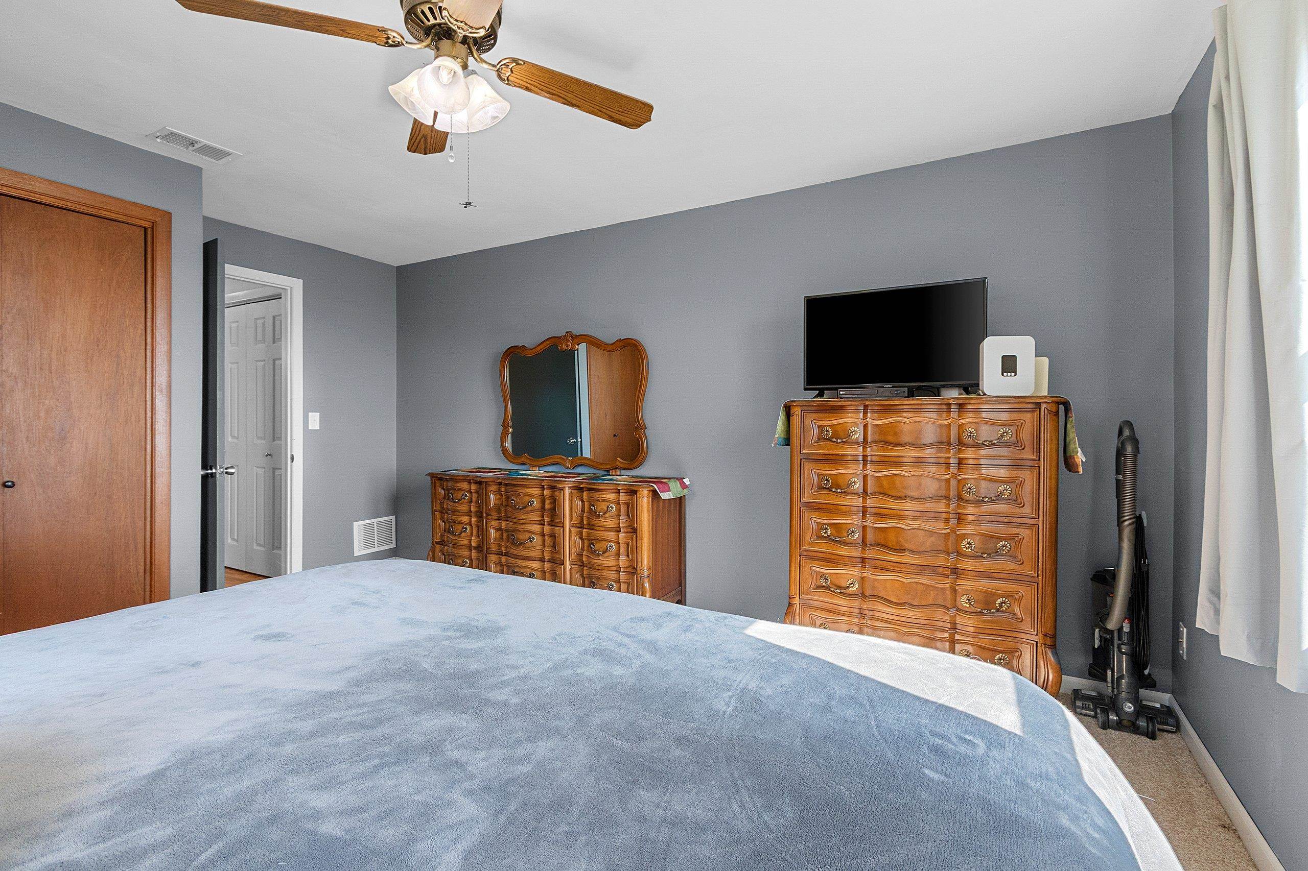 Shawano, Wisconsin 54166, United States, 2 Bedrooms Bedrooms, ,2 BathroomsBathrooms,Residential,Active,210997