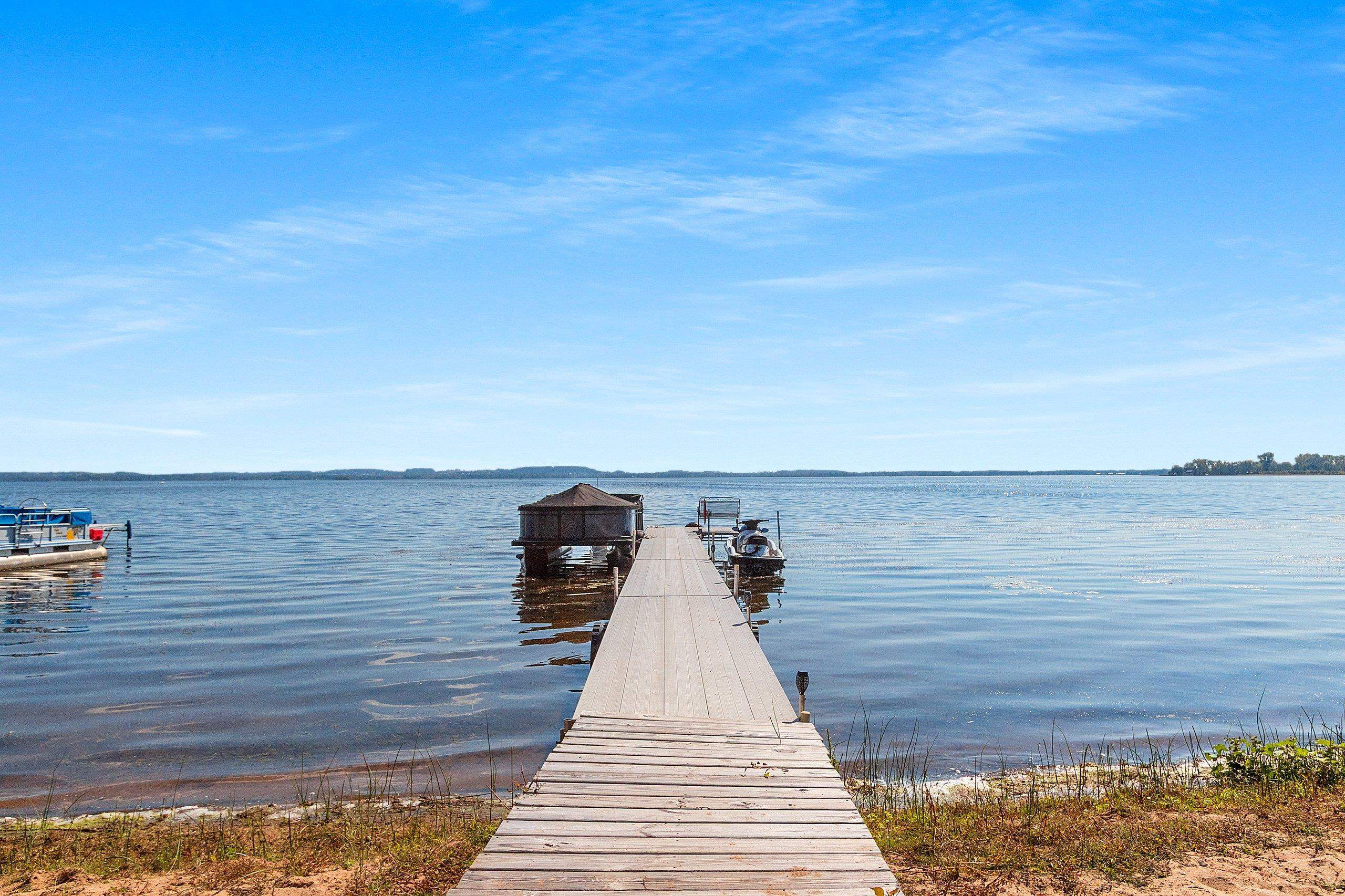 Shawano, Wisconsin 54166, United States, 2 Bedrooms Bedrooms, ,2 BathroomsBathrooms,Residential,Active,210997