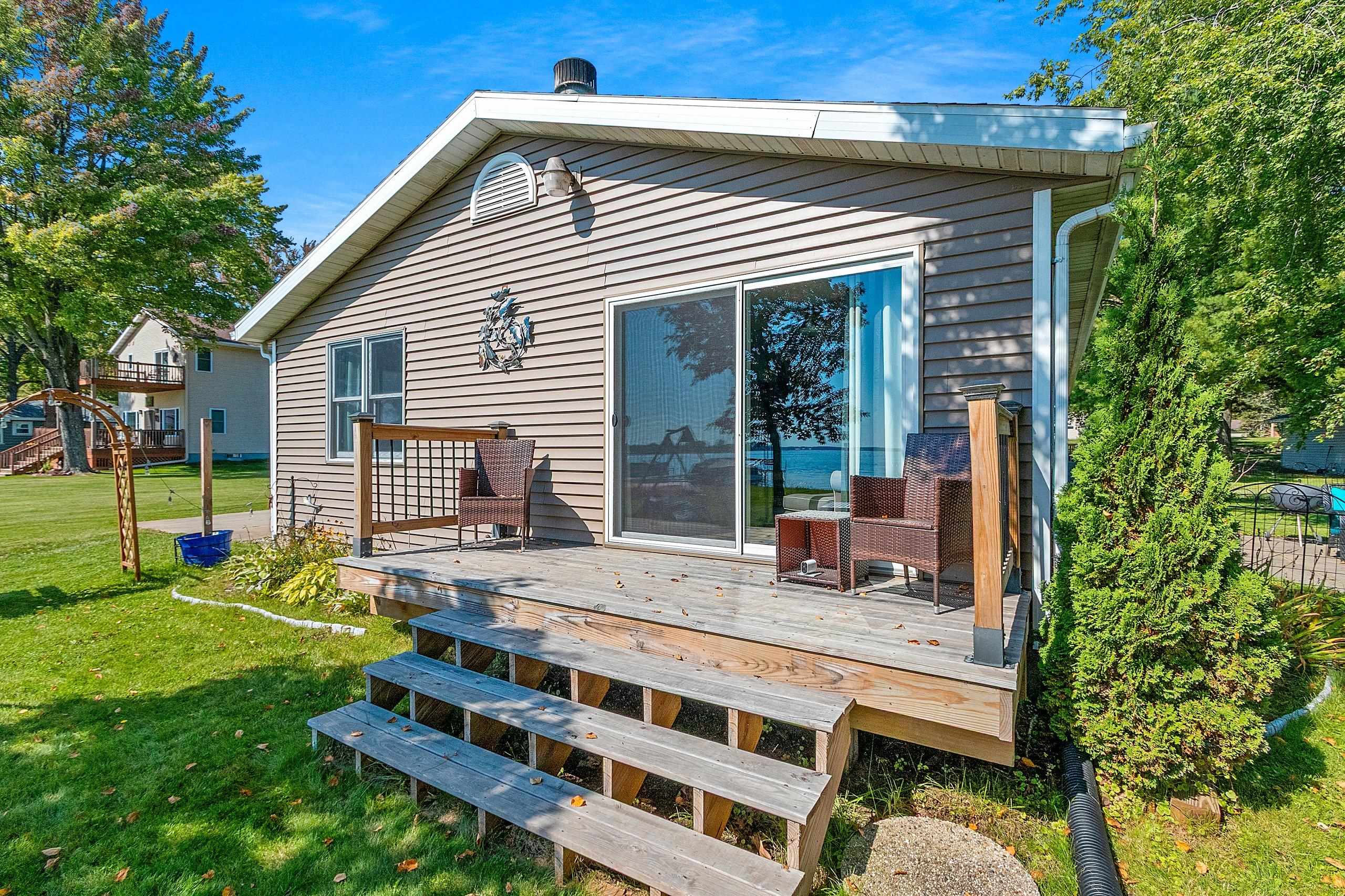 Shawano, Wisconsin 54166, United States, 2 Bedrooms Bedrooms, ,2 BathroomsBathrooms,Residential,Active,210997