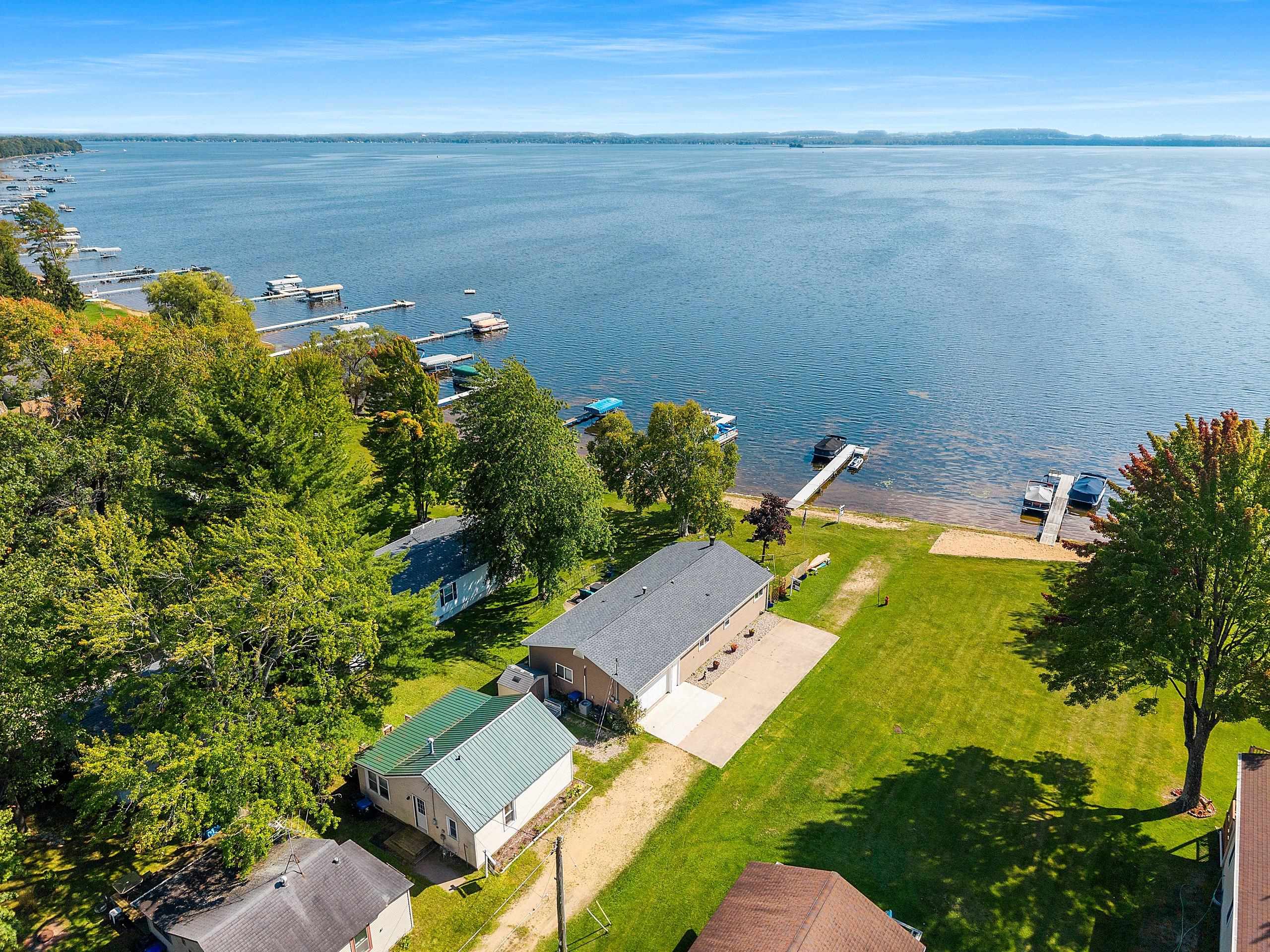 Shawano, Wisconsin 54166, United States, 2 Bedrooms Bedrooms, ,2 BathroomsBathrooms,Residential,Active,210997