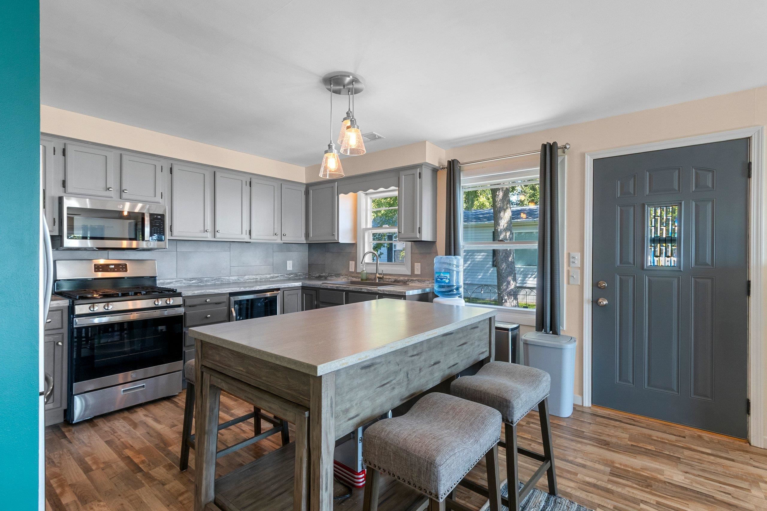 Shawano, Wisconsin 54166, United States, 2 Bedrooms Bedrooms, ,2 BathroomsBathrooms,Residential,Active,210997