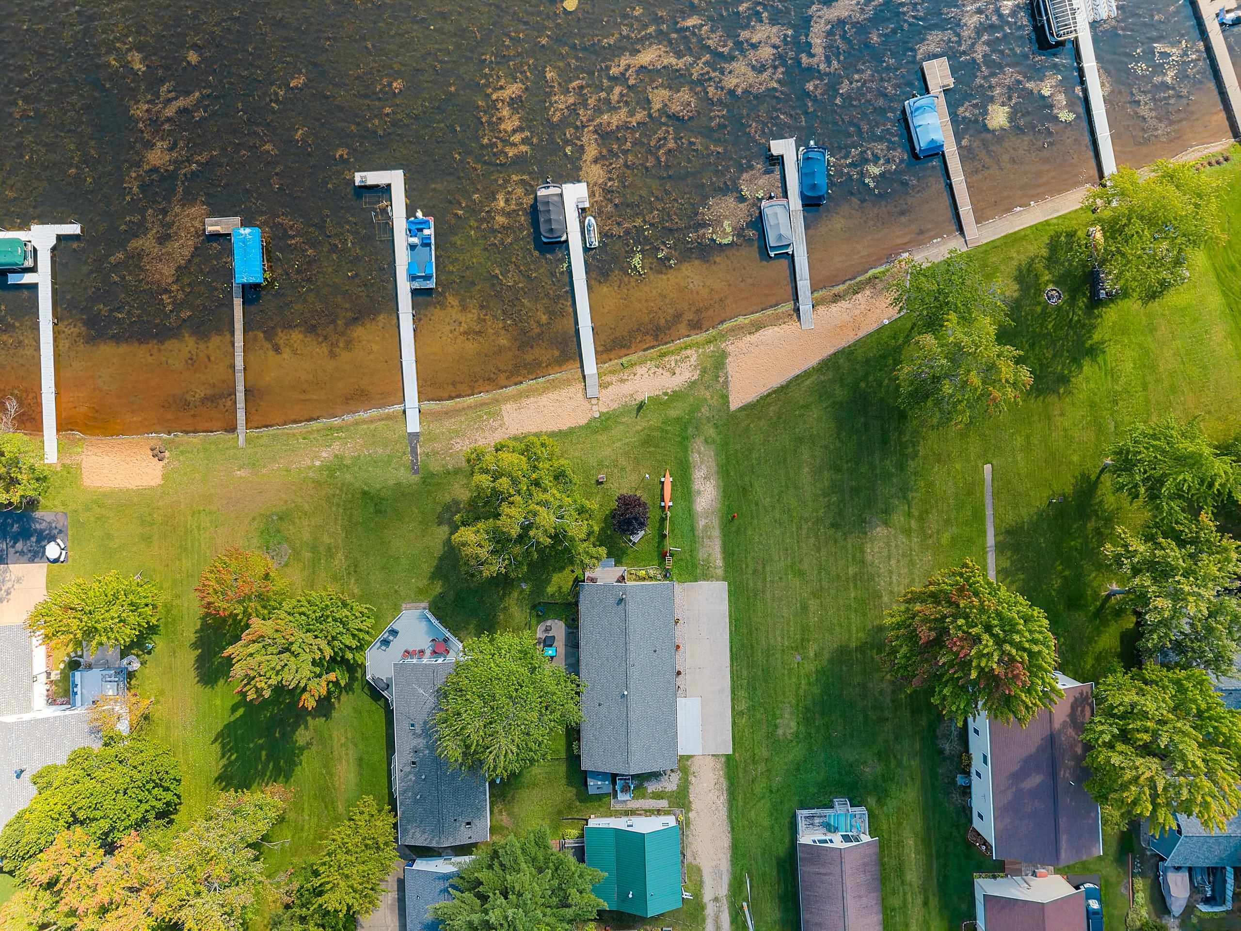 Shawano, Wisconsin 54166, United States, 2 Bedrooms Bedrooms, ,2 BathroomsBathrooms,Residential,Active,210997