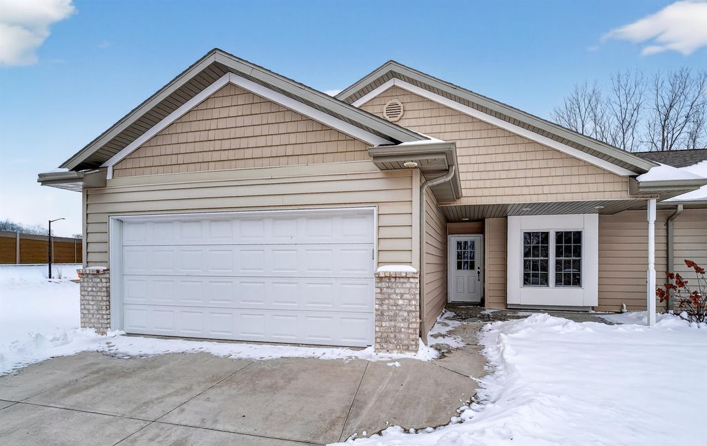 Photo of 3198 W RYEGRASS Drive, APPLETON, WI 54913 (MLS # 50316256)