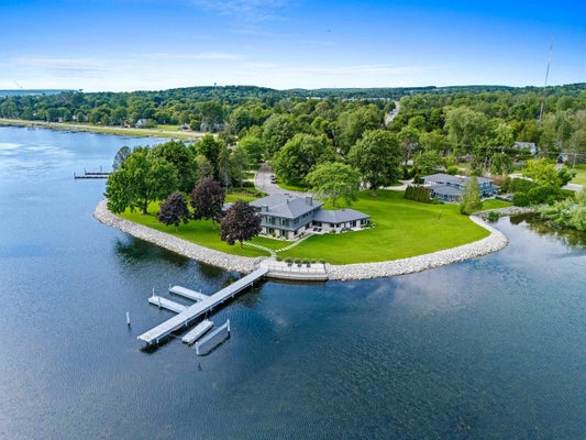 55 UTOPIA CIR, STURGEON BAY, WI 54235 - Image 8766dd14aa9e030c19f088fc86628f0d/1850725794