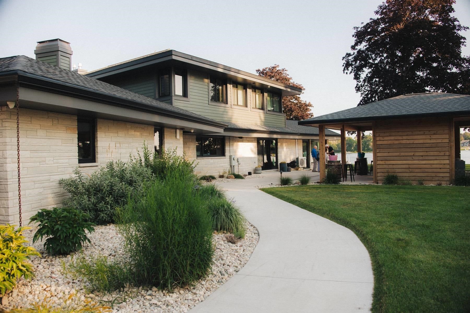 55 UTOPIA Circle
