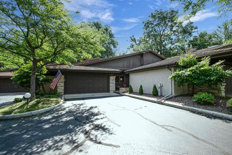 Photo of 2661 NORTHERN Road #C, APPLETON, WI 54914 (MLS # 50310958)
