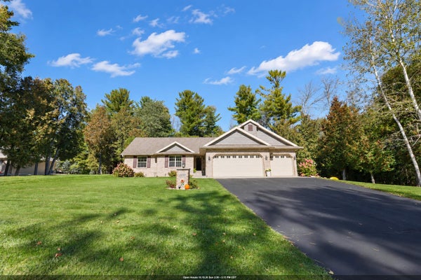 3330 TARRAGON TRL, SUAMICO, WI 54313 - Image 87f0a85fcad5a950cf5265a5ec5a202e/1571996259