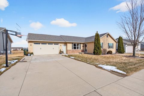 Photo of 1390 MARIE Drive, KAUKAUNA, WI 54130 (MLS # 50321719)