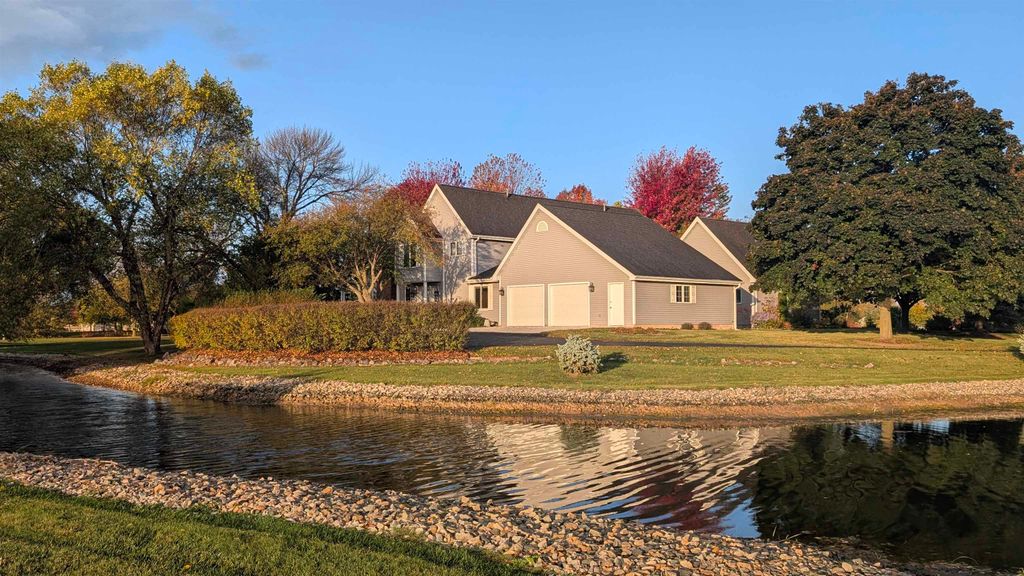 Photo of N7711 PIGEON Road, SHERWOOD, WI 54169 (MLS # 50307963)