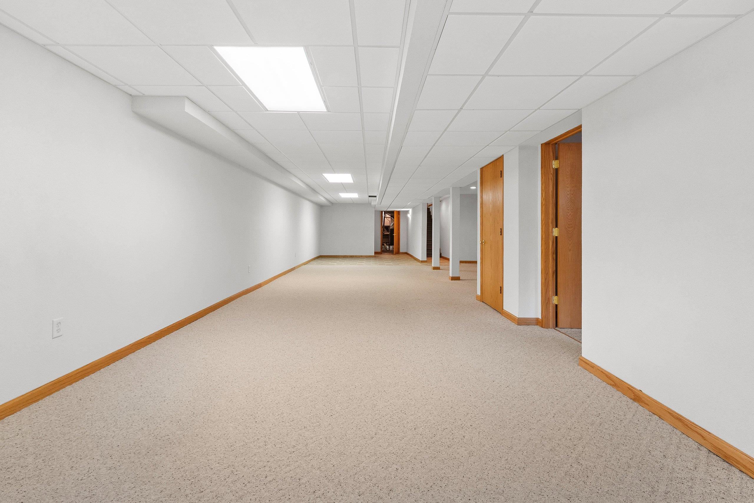 Clintonville, Wisconsin 54929, United States, 4 Bedrooms Bedrooms, ,4 BathroomsBathrooms,Residential,Active,171834