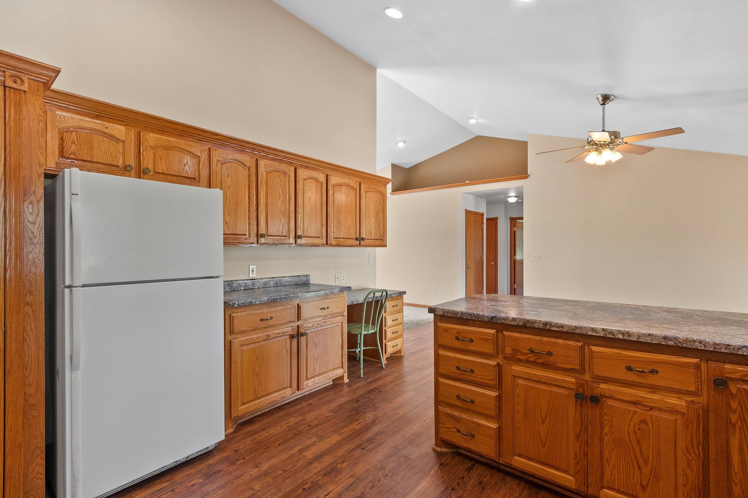 Clintonville, Wisconsin 54929, United States, 4 Bedrooms Bedrooms, ,4 BathroomsBathrooms,Residential,Active,171834