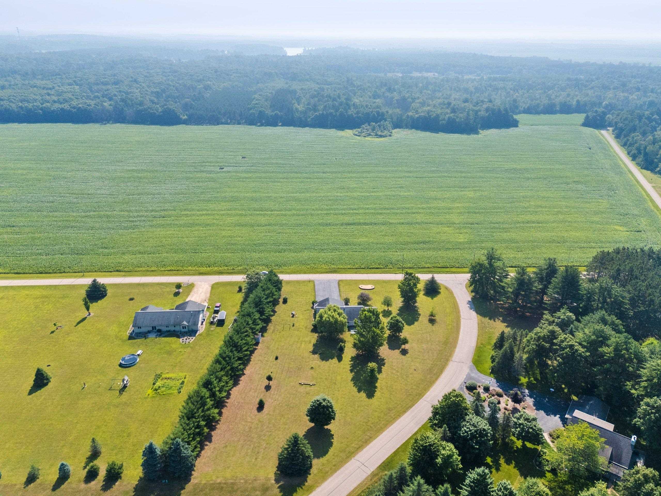 Clintonville, Wisconsin 54929, United States, 4 Bedrooms Bedrooms, ,4 BathroomsBathrooms,Residential,Active,171834