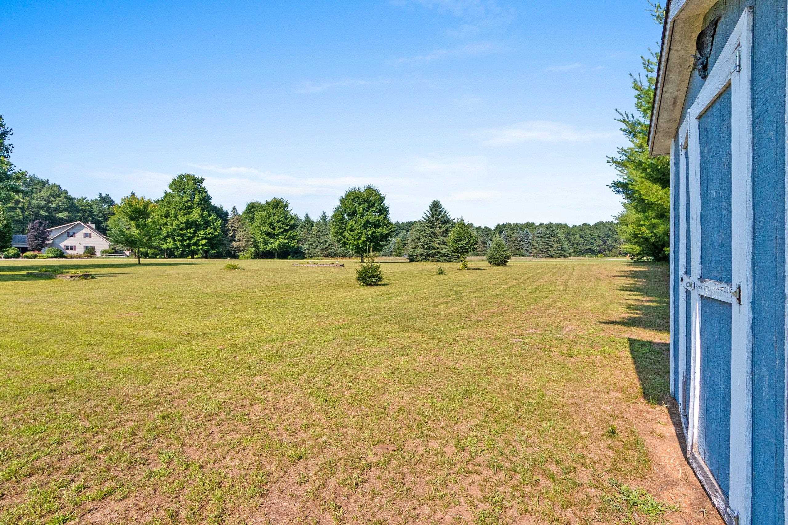 Clintonville, Wisconsin 54929, United States, 4 Bedrooms Bedrooms, ,4 BathroomsBathrooms,Residential,Active,171834