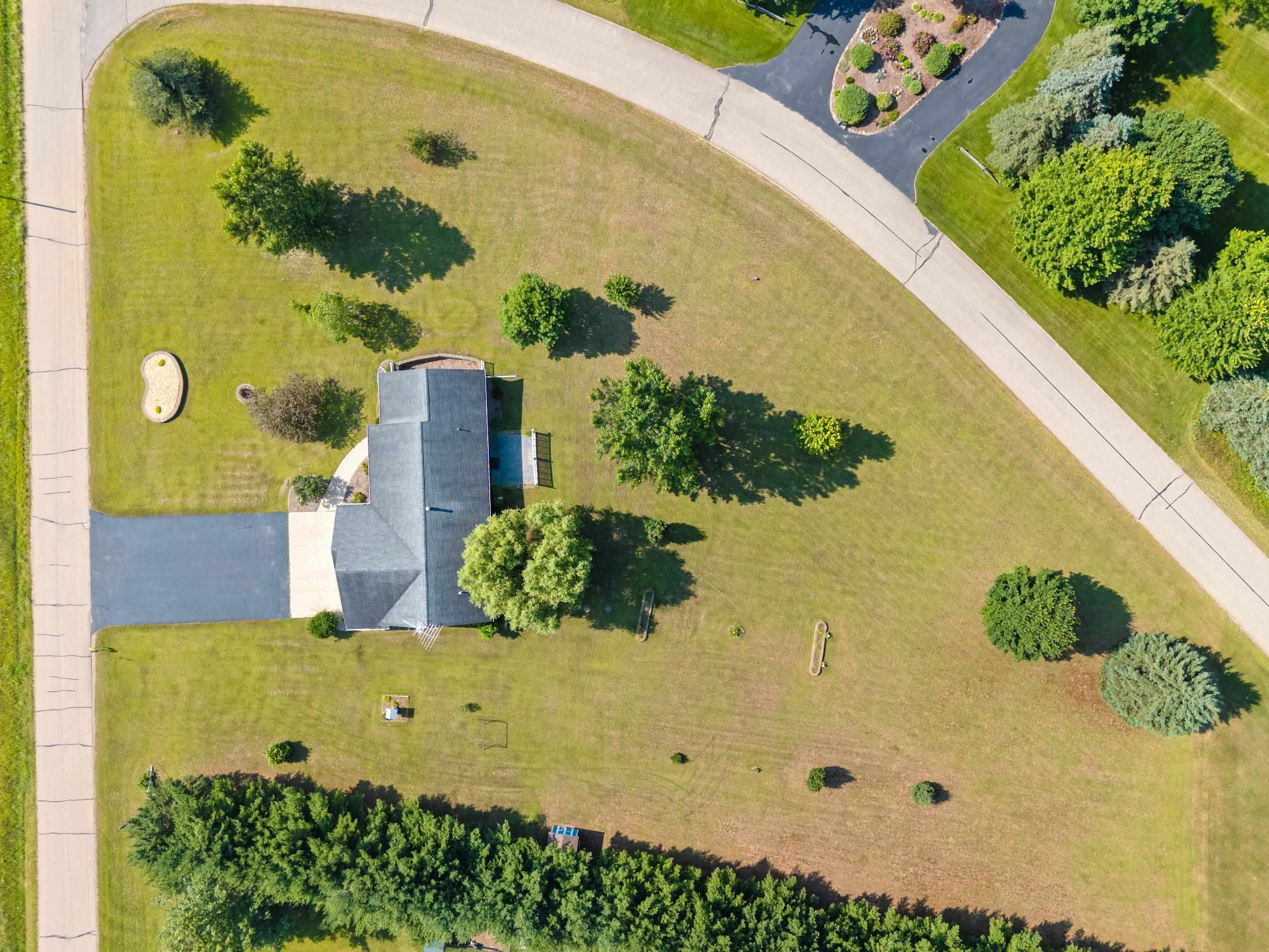 Clintonville, Wisconsin 54929, United States, 4 Bedrooms Bedrooms, ,4 BathroomsBathrooms,Residential,Active,171834