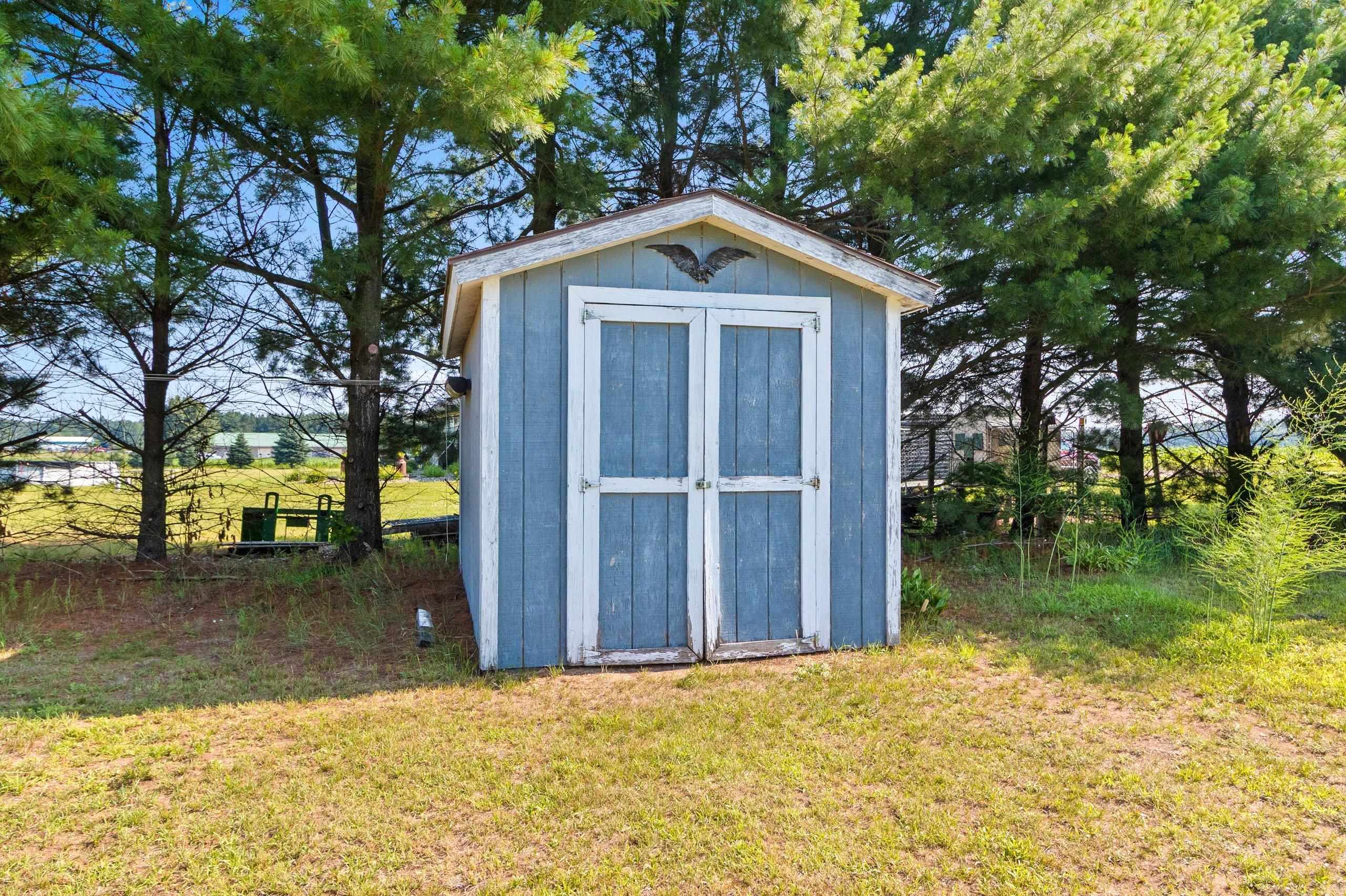 Clintonville, Wisconsin 54929, United States, 4 Bedrooms Bedrooms, ,4 BathroomsBathrooms,Residential,Active,171834