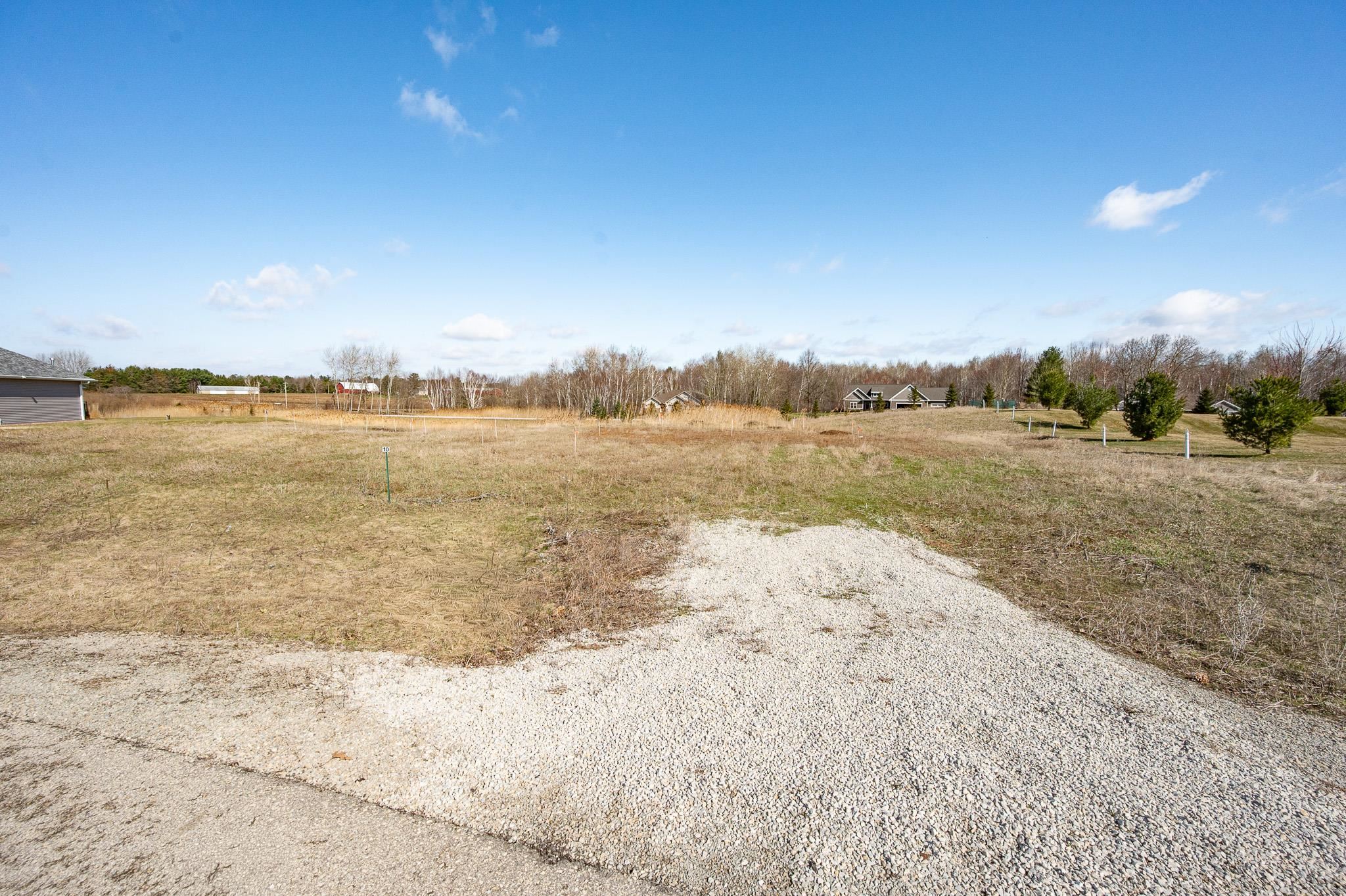 2835 STONE CREEK Circle