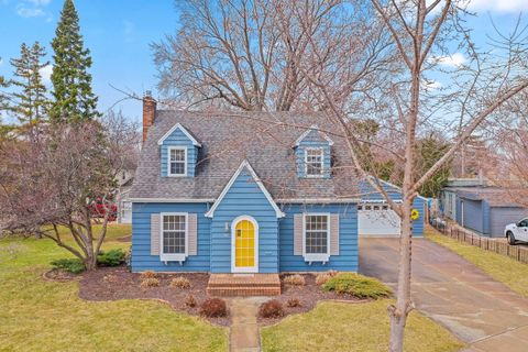 Photo of 547 N OUTAGAMIE Court, APPLETON, WI 54914 (MLS # 50323386)