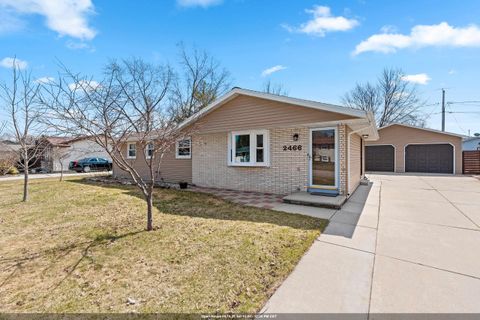 2466 PECAN Street GREEN BAY WI 54311
