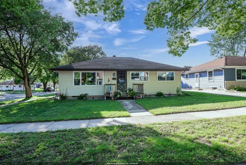 Photo of 352 S JOSEPH Street, KIMBERLY, WI 54136 (MLS # 50332607)