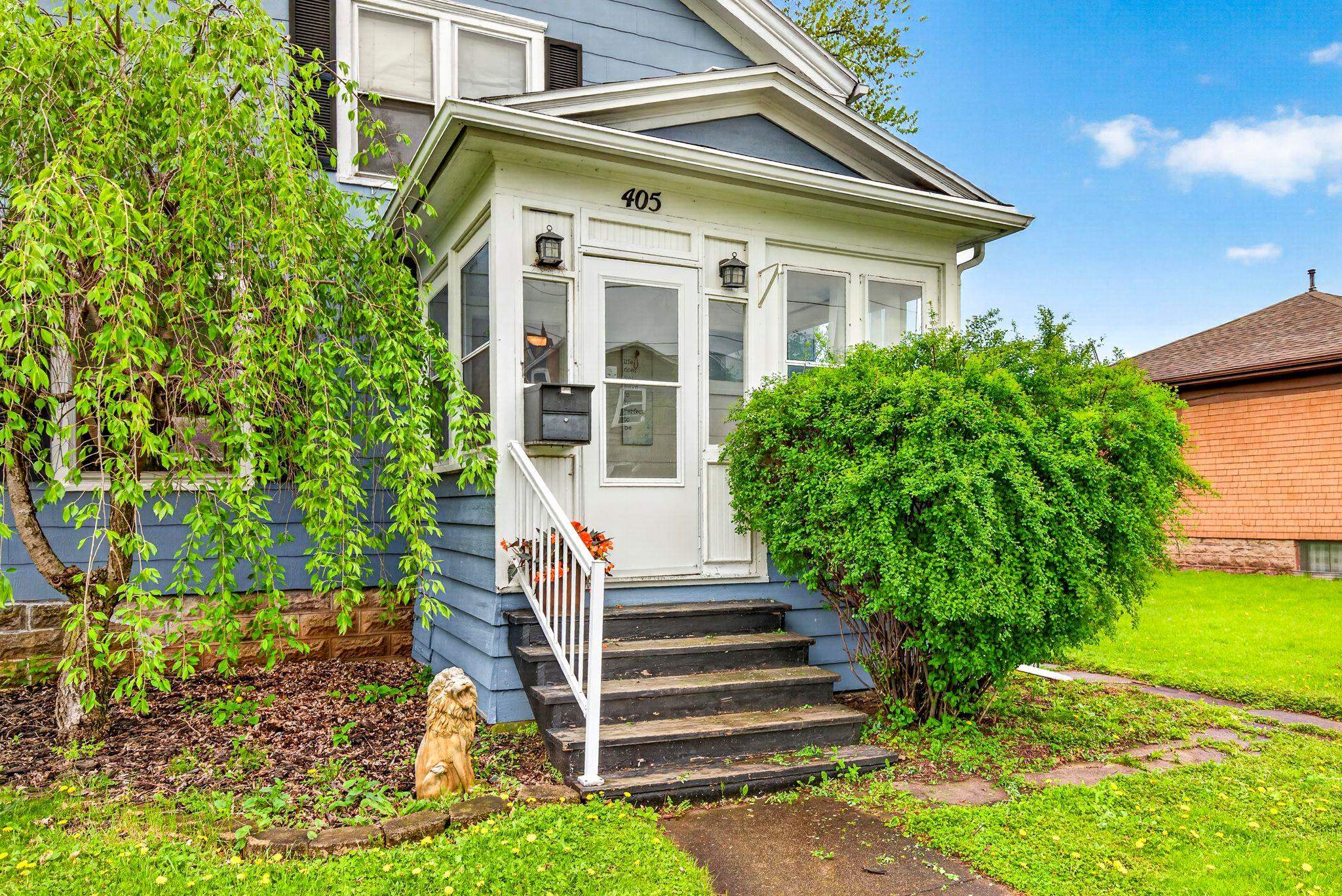405 E COLUMBIAN Avenue