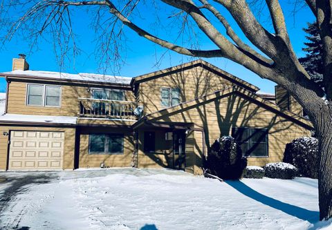 Photo of 975 MANOR Drive #78, NEENAH, WI 54956 (MLS # 50320173)